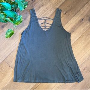 Torrid 2 strappy knit tank